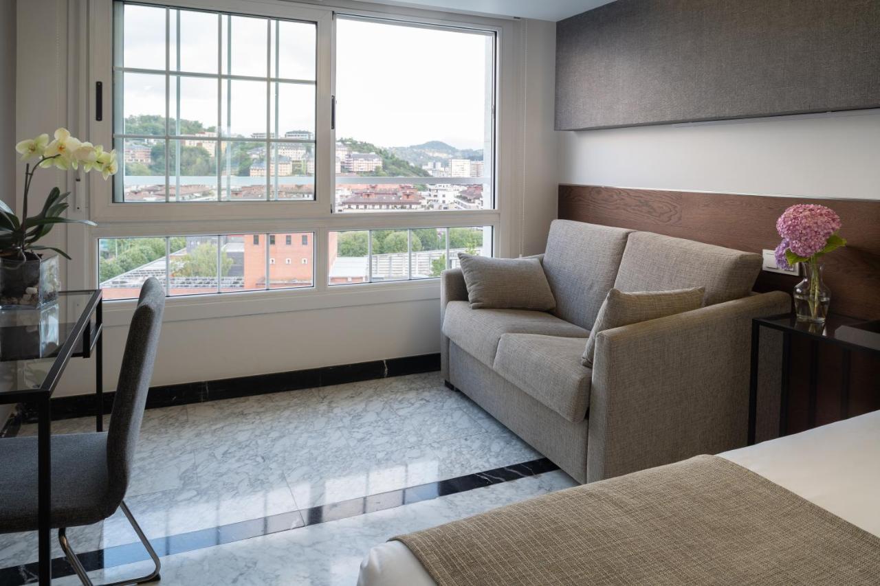 Hotel Avenida ซานเซบาสเตียน ภายนอก รูปภาพ