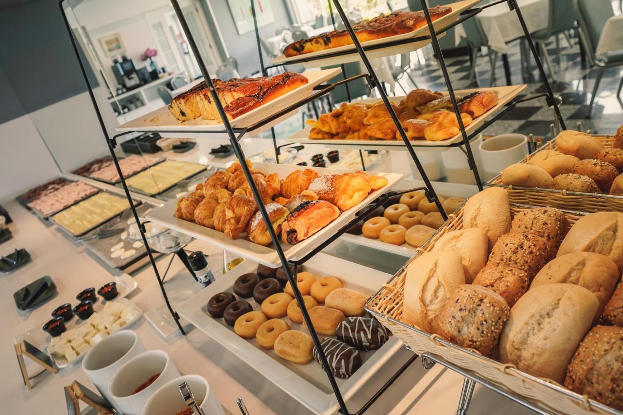 Hotel Avenida ซานเซบาสเตียน ภายนอก รูปภาพ