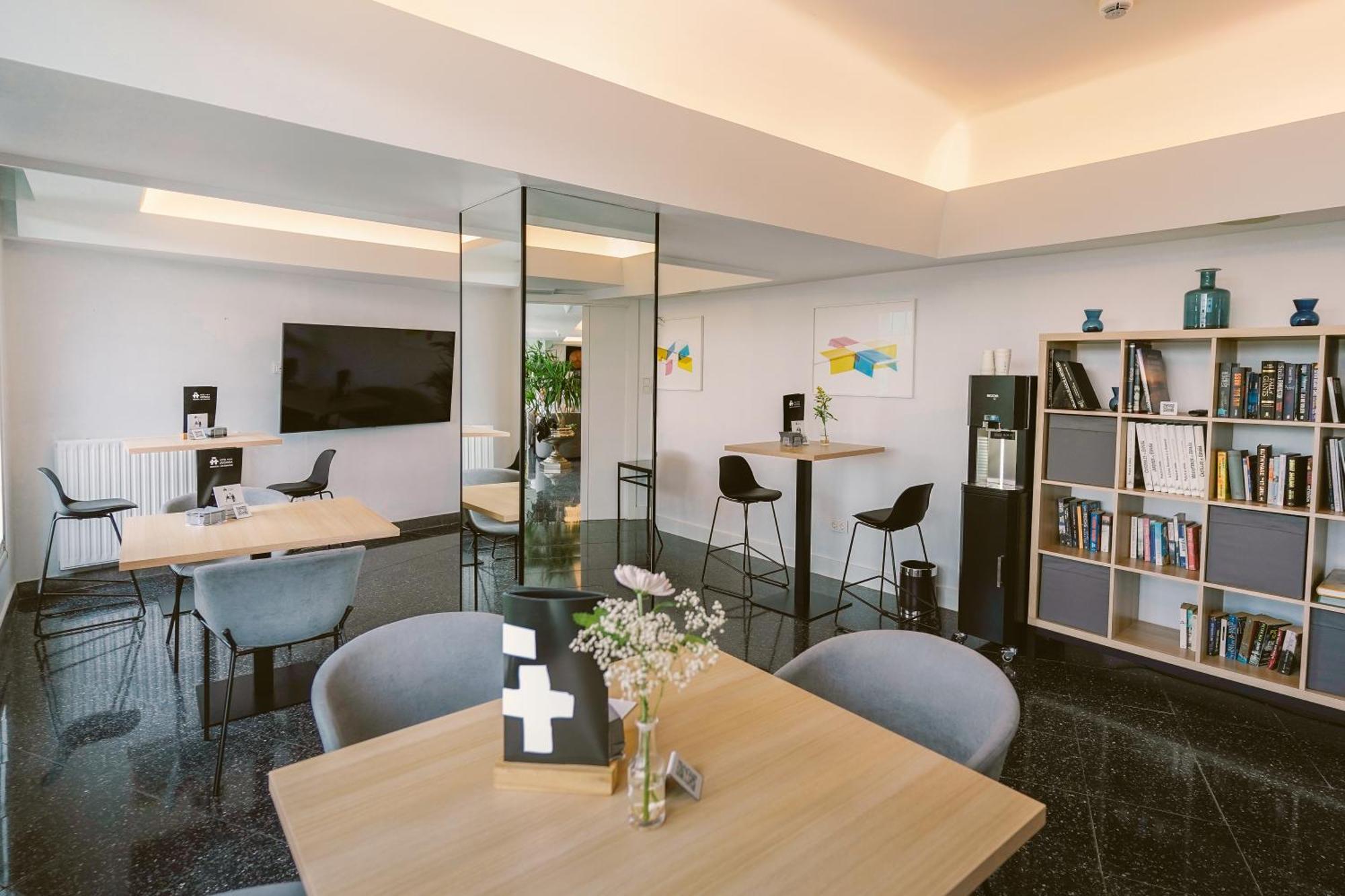 Hotel Avenida ซานเซบาสเตียน ภายนอก รูปภาพ