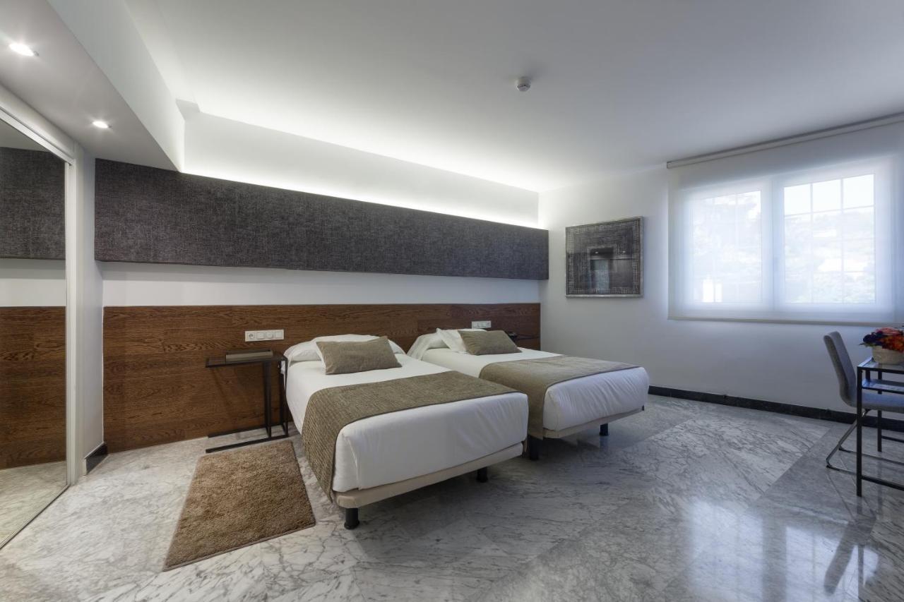 Hotel Avenida ซานเซบาสเตียน ภายนอก รูปภาพ