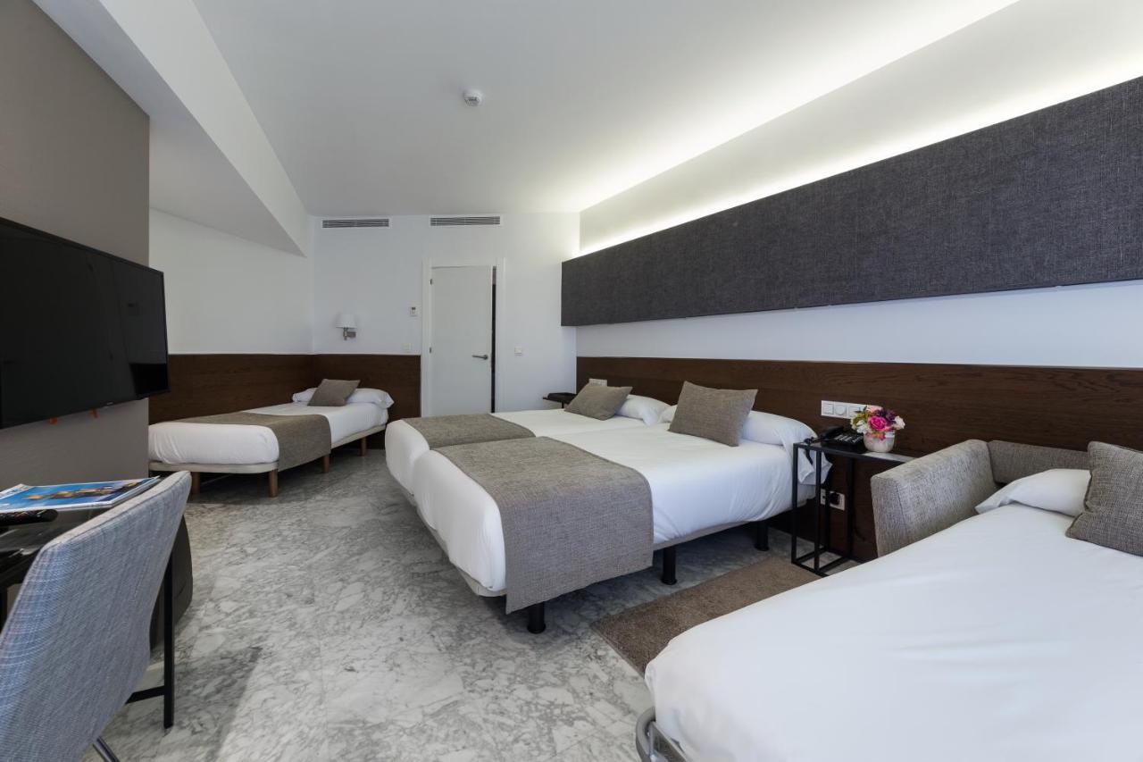 Hotel Avenida ซานเซบาสเตียน ภายนอก รูปภาพ